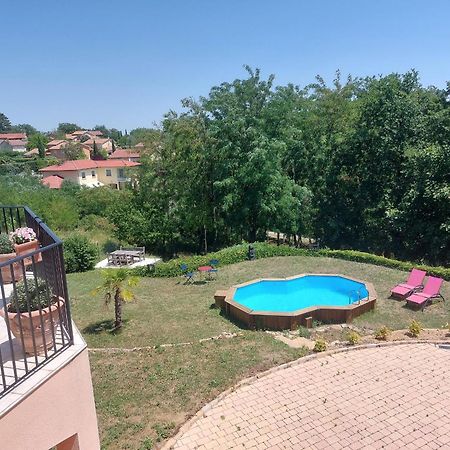 דירות Vernaison Comme Dans Un Ecrin - T2 De 50 M² Avec Jardin, Terrasse Et Piscine מראה חיצוני תמונה