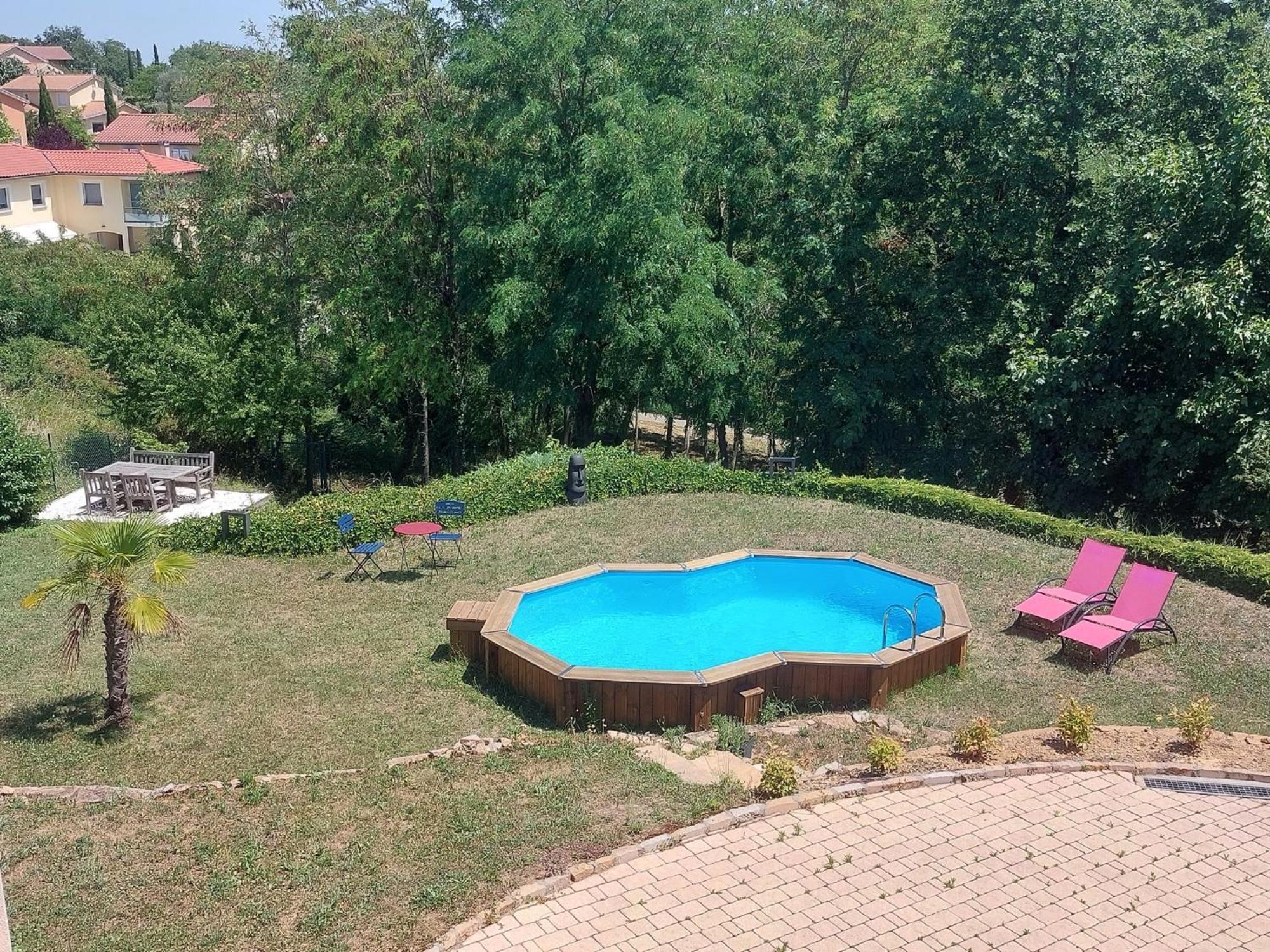 דירות Vernaison Comme Dans Un Ecrin - T2 De 50 M² Avec Jardin, Terrasse Et Piscine מראה חיצוני תמונה