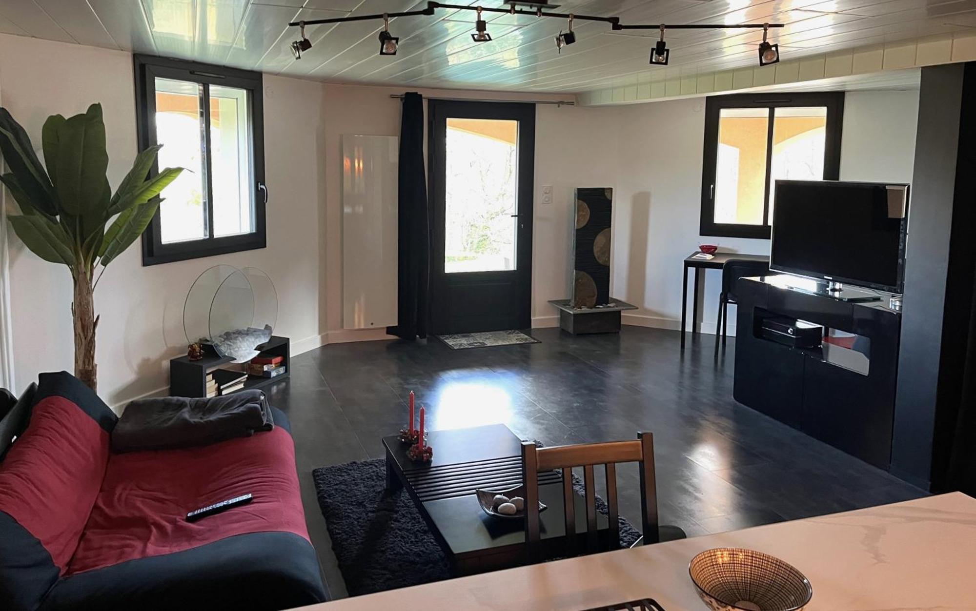 דירות Vernaison Comme Dans Un Ecrin - T2 De 50 M² Avec Jardin, Terrasse Et Piscine מראה חיצוני תמונה